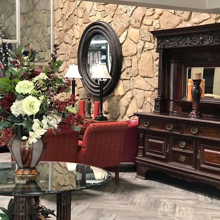 Hub City Inn Lubbock Bagian luar foto